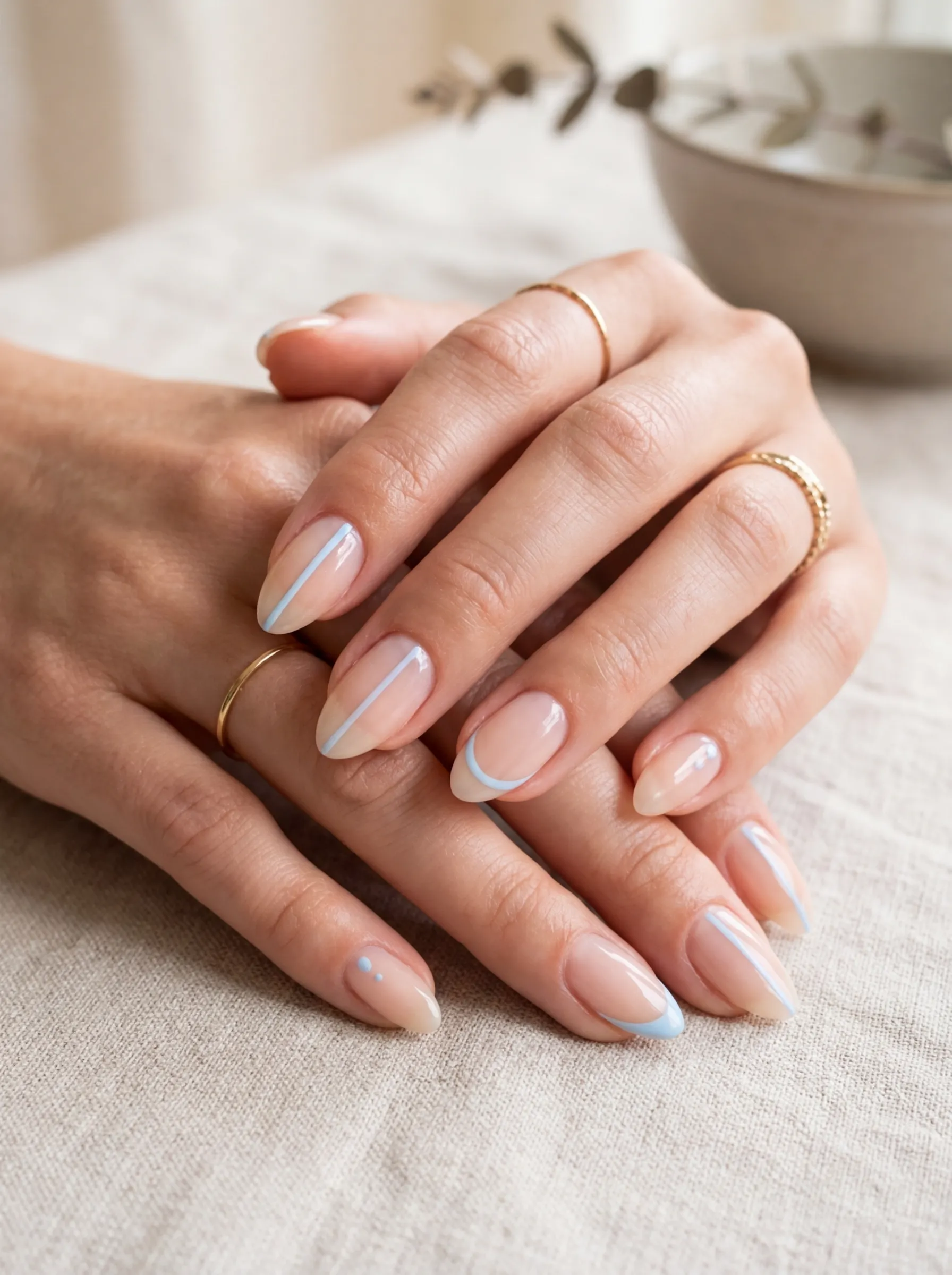 Minimalist negative space as part of the top 10 nails designs for spring
